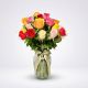Florero de cristal con 24 rosas de colores surtidos – Ágatha & Valentina